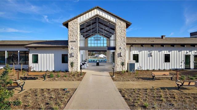 MLS #250043268SD image #36