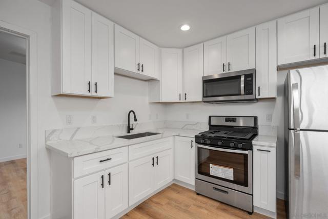 MLS #250043274SD img 19