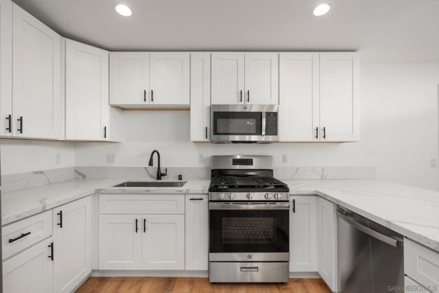 MLS #250043274SD img 8