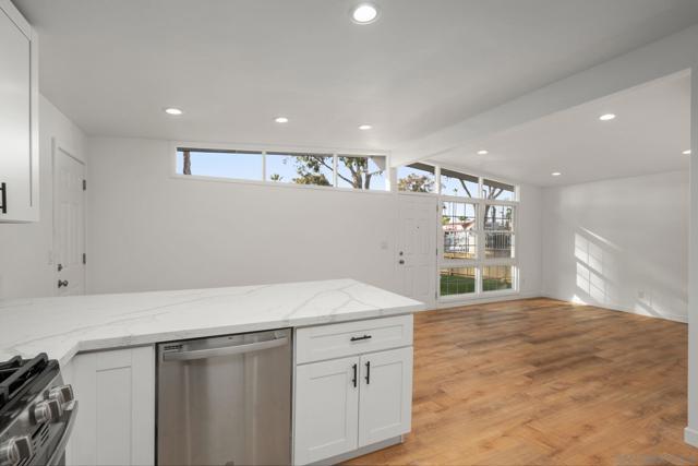 MLS #250043274SD img 9