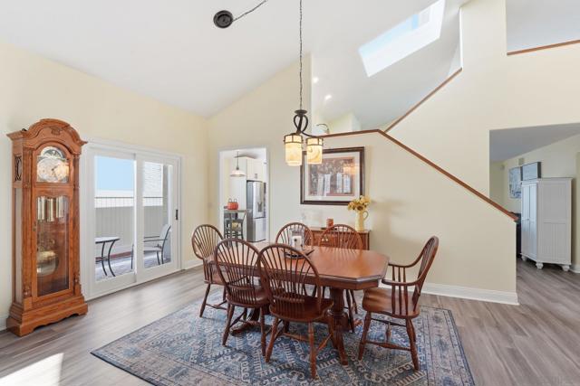 MLS #250043298SD image #14