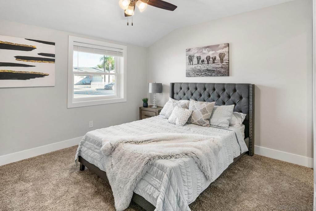 MLS #250043373SD image #18