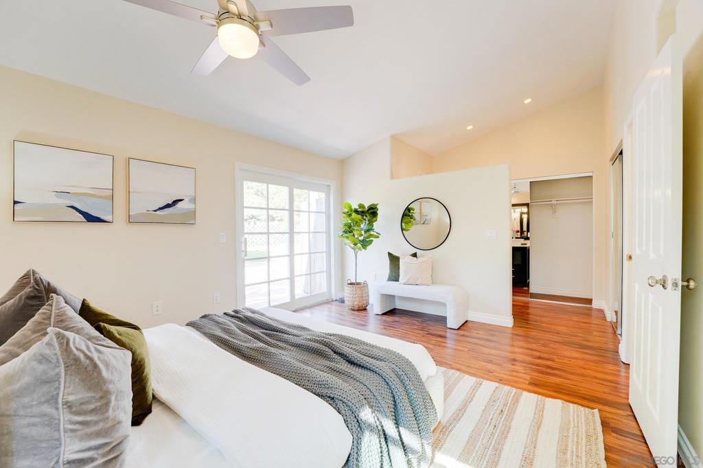 MLS #250043386SD image #28