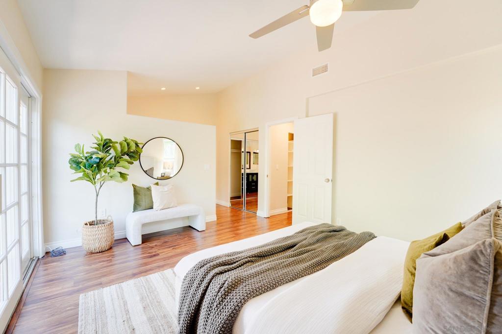 MLS #250043386SD image #30