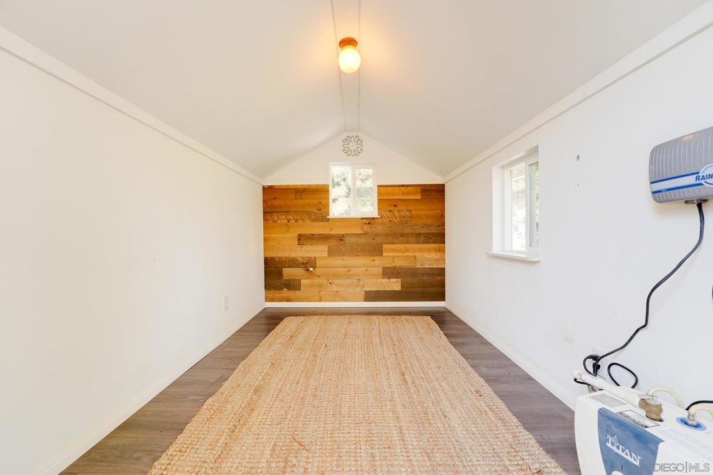 MLS #250043386SD image #46