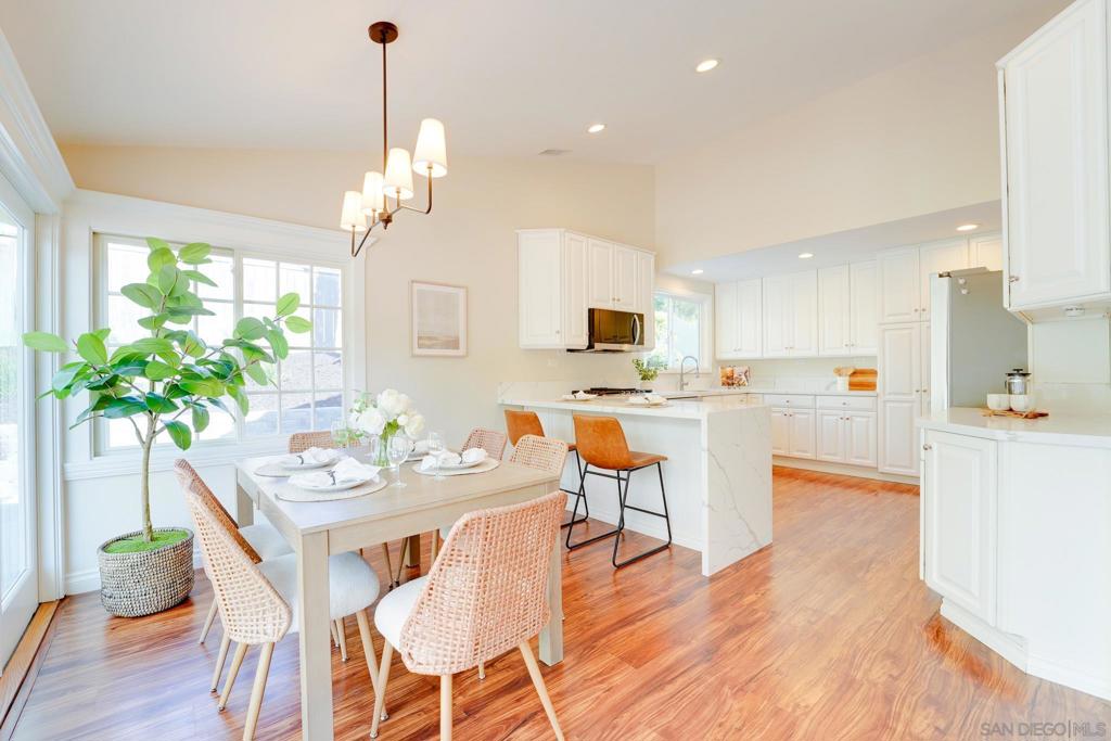 MLS #250043386SD image #8