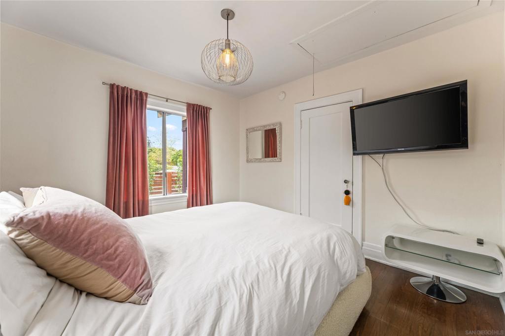 MLS #250043407SD image #13