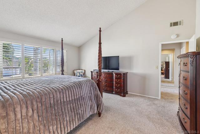 MLS #250043417SD image #33