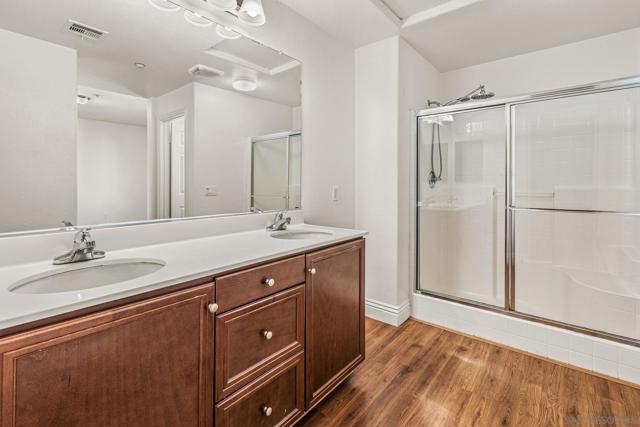 MLS #250043418SD image #12