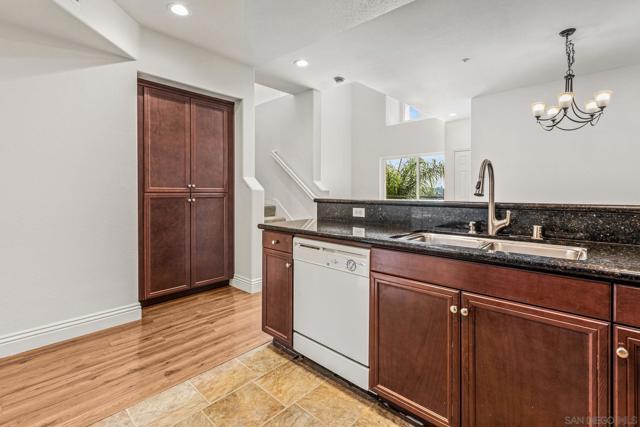 MLS #250043418SD image #8