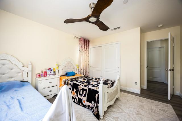 MLS #250043430SD image #29