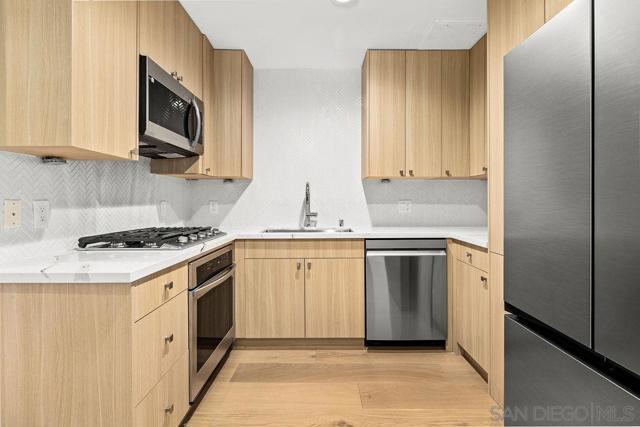 MLS #250043434SD image #11