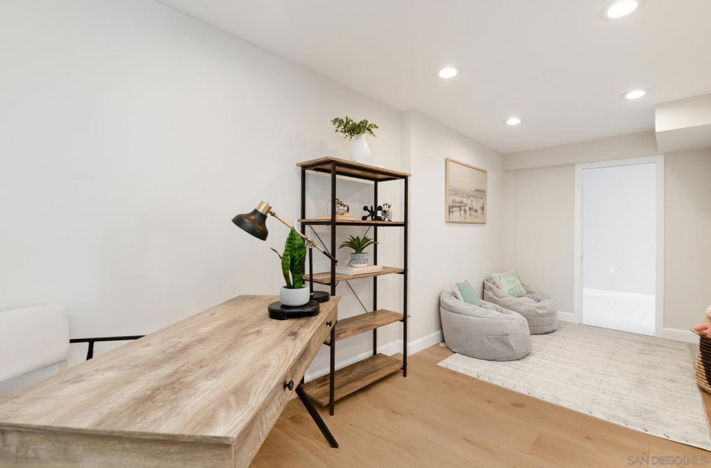 MLS #250043440SD image #11