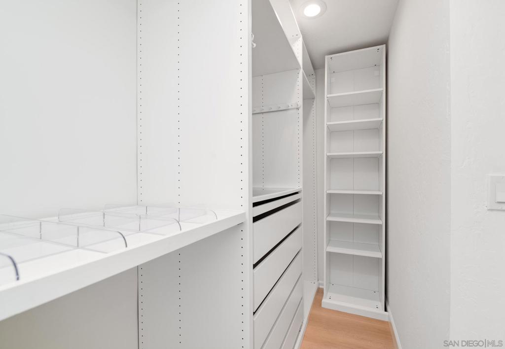 MLS #250043440SD image #29