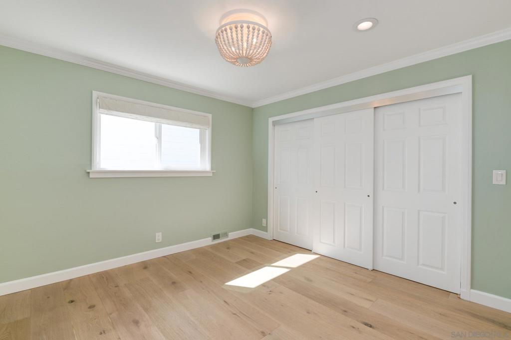 MLS #250043440SD image #33