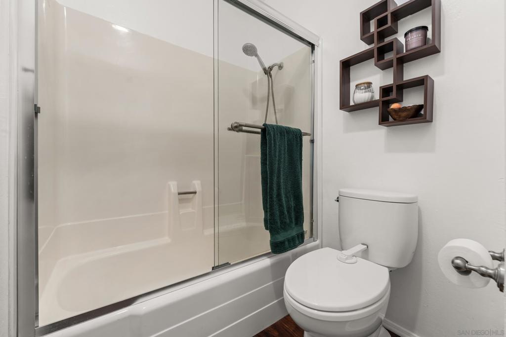 MLS #250043461SD image #22