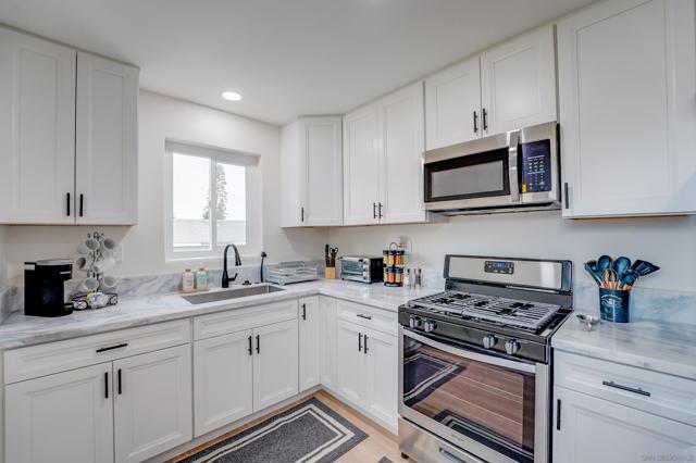 MLS #250043470SD image #38