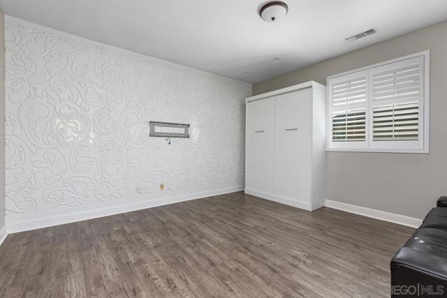 MLS #250043503SD image #19