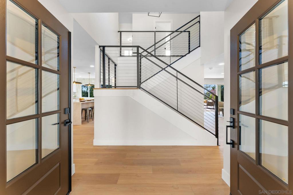 MLS #250043513SD image #14