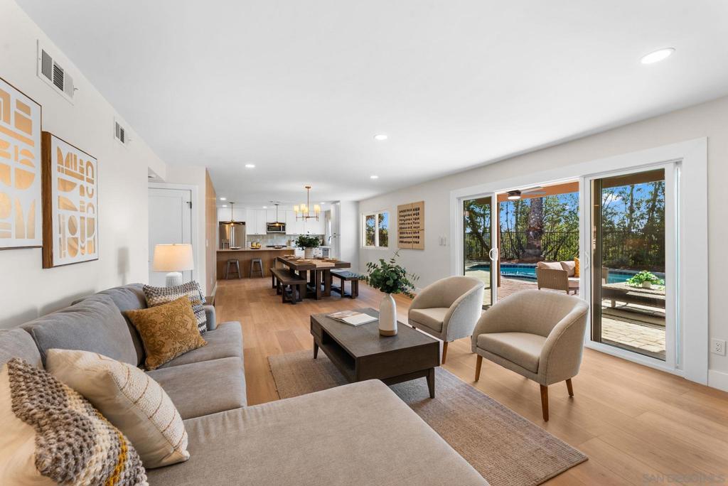 MLS #250043513SD image #16