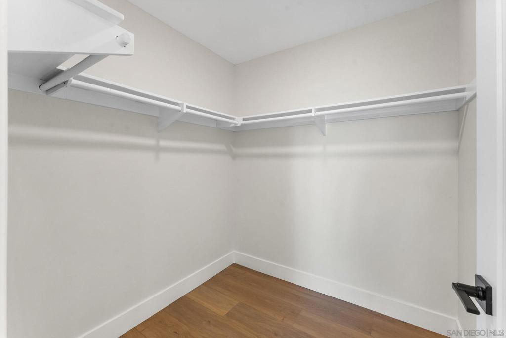 MLS #250043513SD image #37