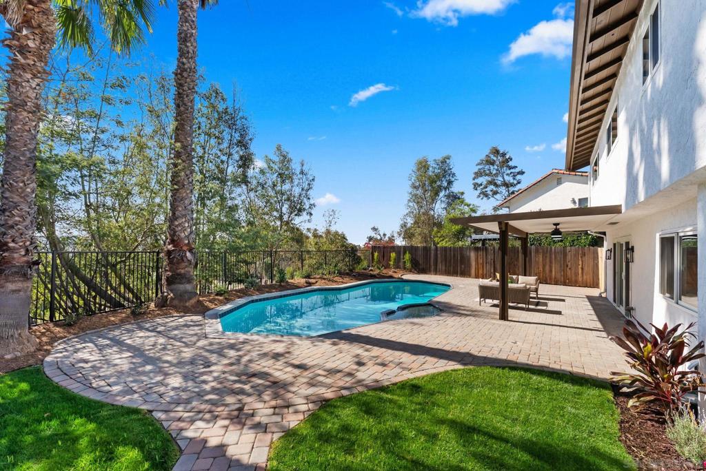 MLS #250043513SD image #8