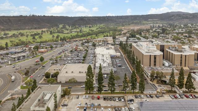 MLS #250043536SD image #34