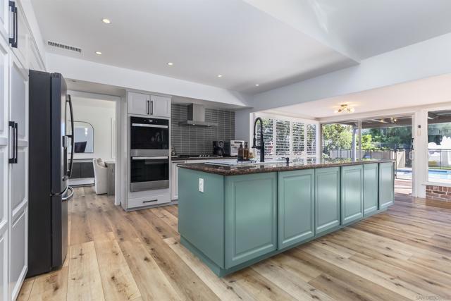 MLS #250043565SD image #13