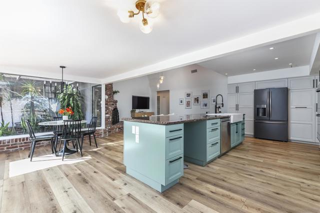 MLS #250043565SD image #19