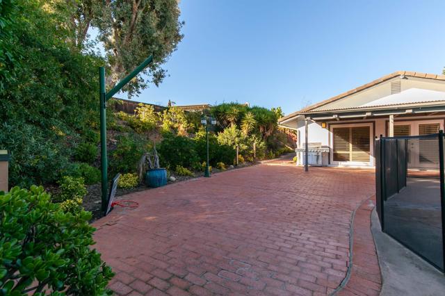 MLS #250043565SD image #42