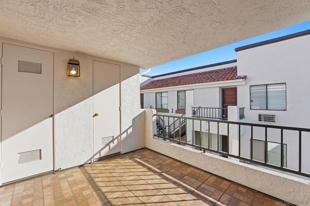 MLS #250043586SD image #23