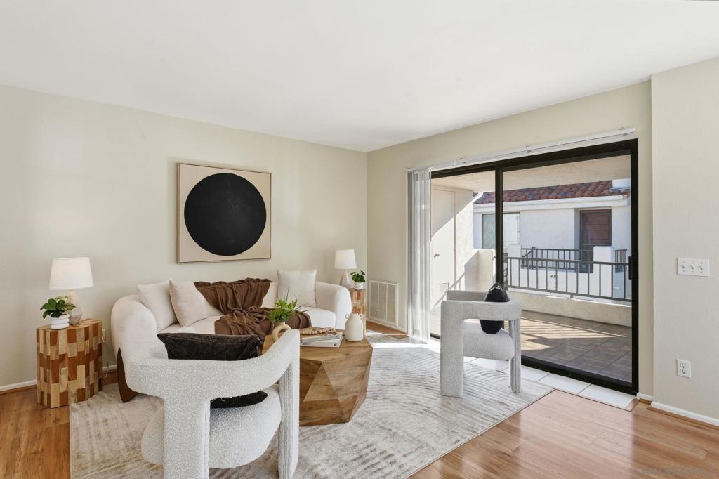 MLS #250043586SD image #5