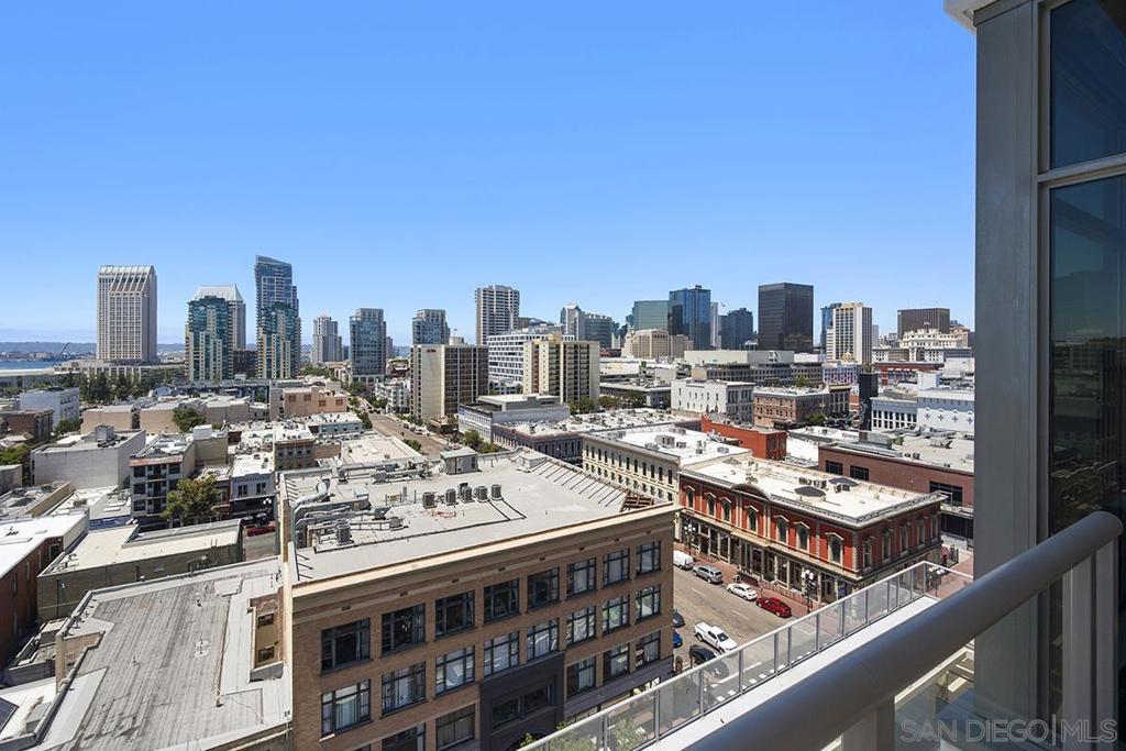 MLS #250043592SD image #10