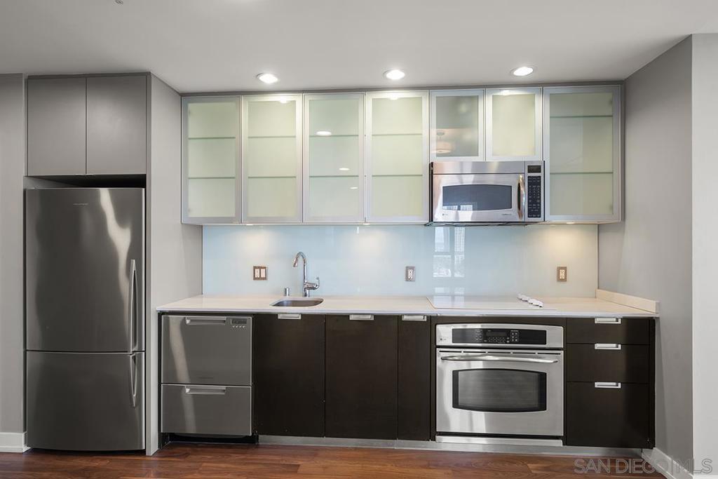 MLS #250043592SD image #13