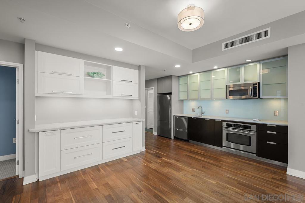 MLS #250043592SD image #15