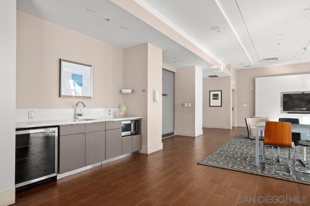 MLS #250043592SD image #28