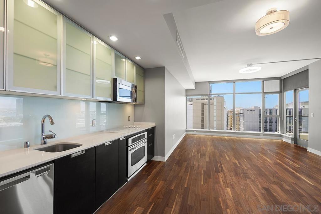 MLS #250043592SD image #7