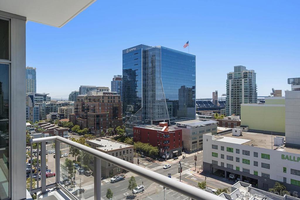 MLS #250043592SD image #9