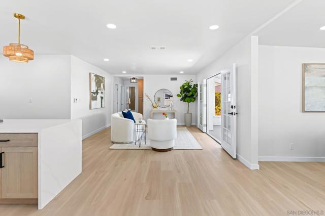 MLS #250043597SD image #10