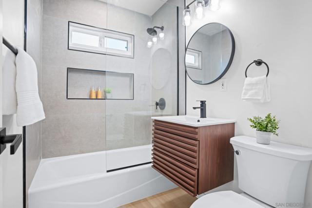 MLS #250043597SD image #18