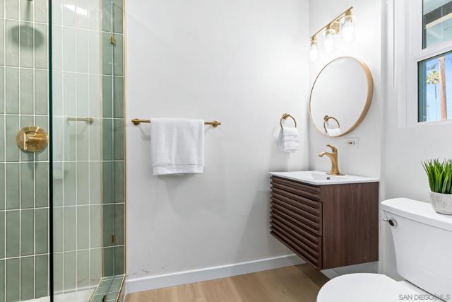 MLS #250043597SD image #22