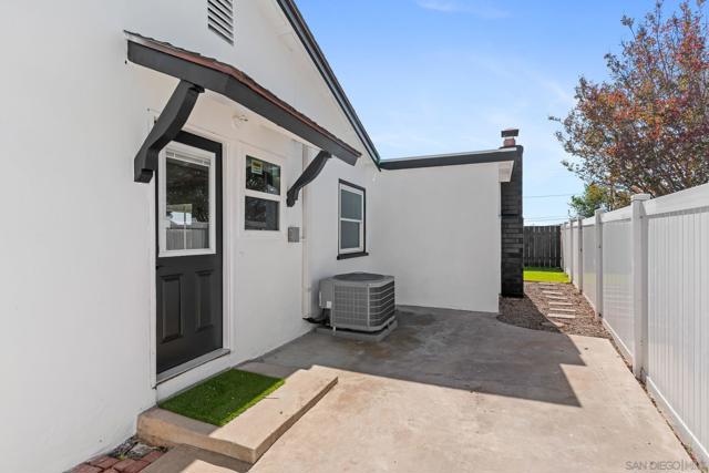 MLS #250043597SD image #32