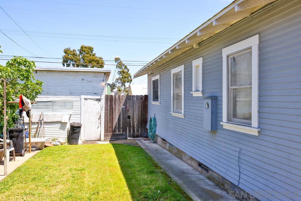 MLS #250043628SD image #33