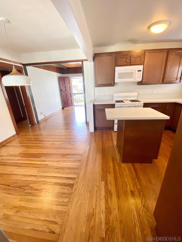 MLS #250043628SD image #46