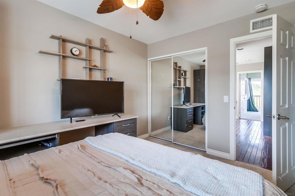 MLS #250043635SD image #19