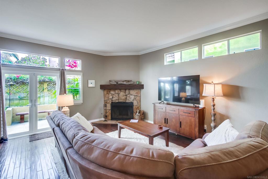 MLS #250043635SD image #9