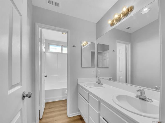 MLS #250043640SD image #19