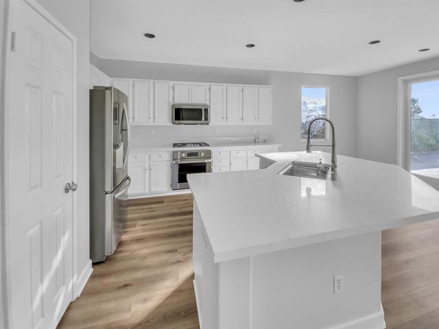 MLS #250043640SD image #2