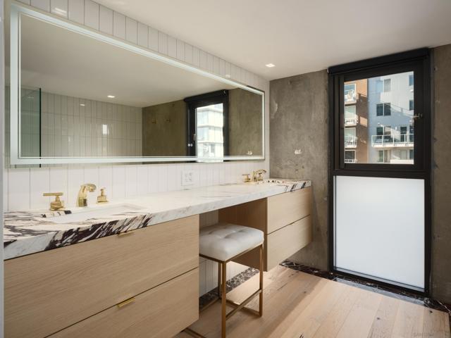 MLS #250043645SD image #21