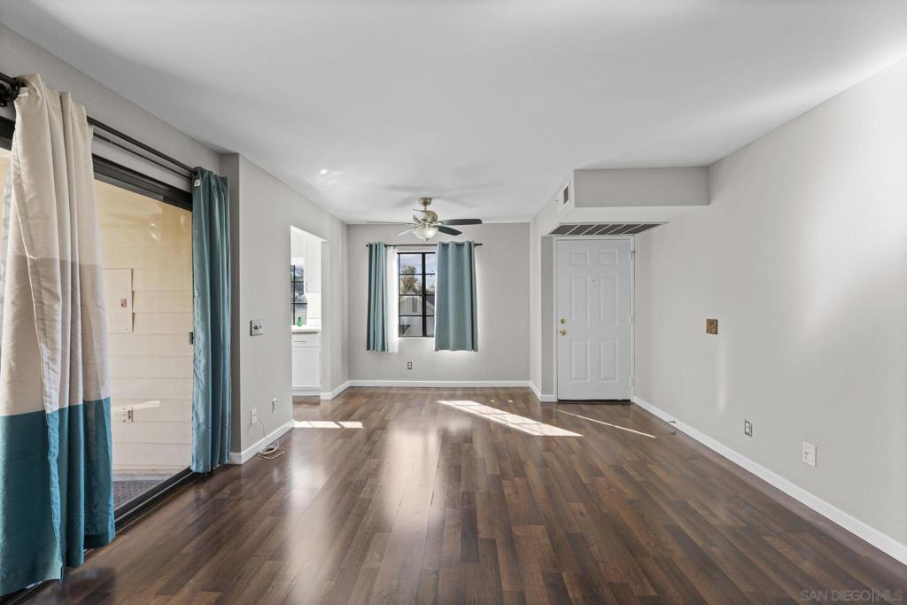 MLS #250043652SD image #4